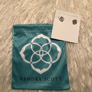 Kendra Scott Dira Earrings Silver